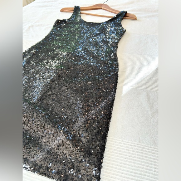 Glitter Sequins Fancy Party Mini Dress - Picture 7 of 11